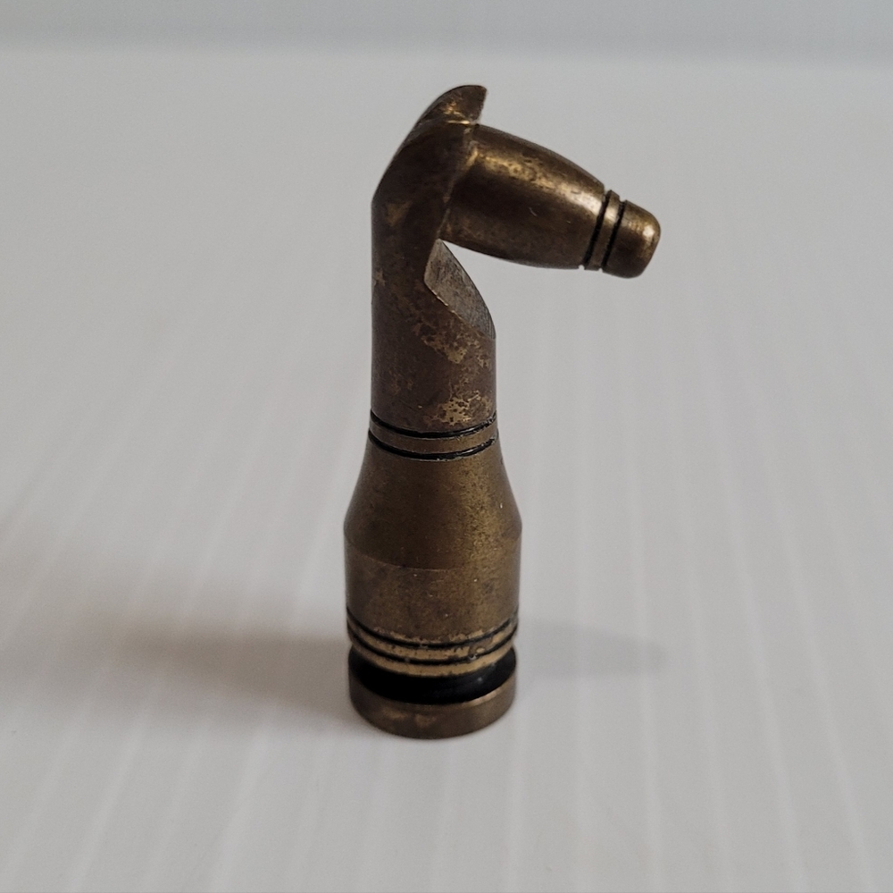 Knight Piece Brass Chess Set Mid 20th Century Hans Teppich, Israel - Gold